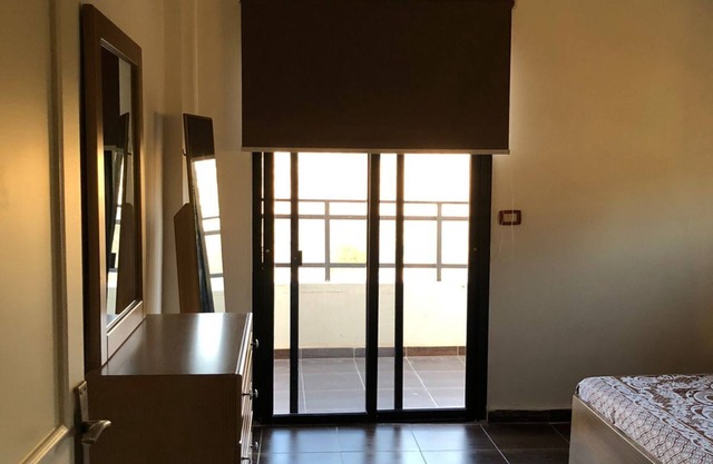 Quite appt and sea view to relax your stay 10 min to Sidon 20 min to Beirut