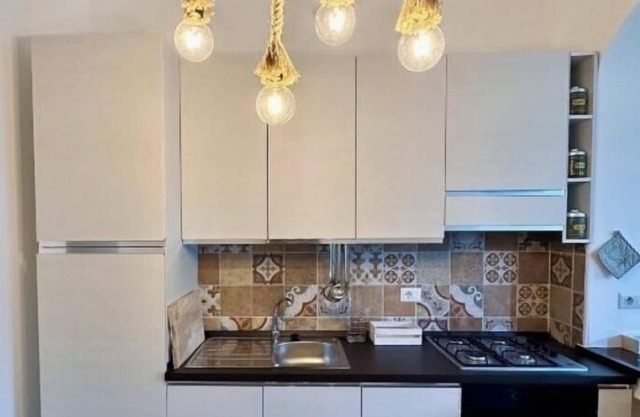 R home ideal for your vacation within walking distance of beaches, restaurants and stores