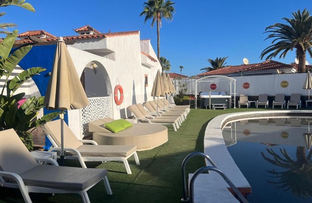 Rainbow Golf Bungalows, Gay Men-only Resort