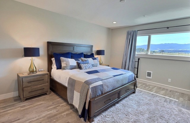 RAINEY CREEK RETREAT
