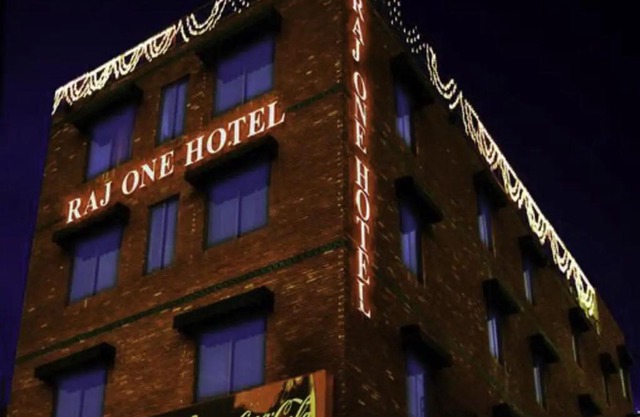 Rajone Hotel Faisalabad