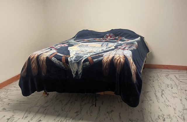 Ranch house between Zurich and Harlem hunting, hiking, & quiet. Family friendly