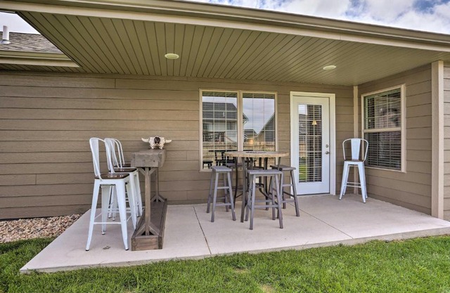 Rapid City Home with Patio Less Than 5 Mi to Downtown!