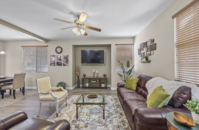 RARE GATED Summerlin Luxury Tuscan 2 Bed/2 Bath Condo