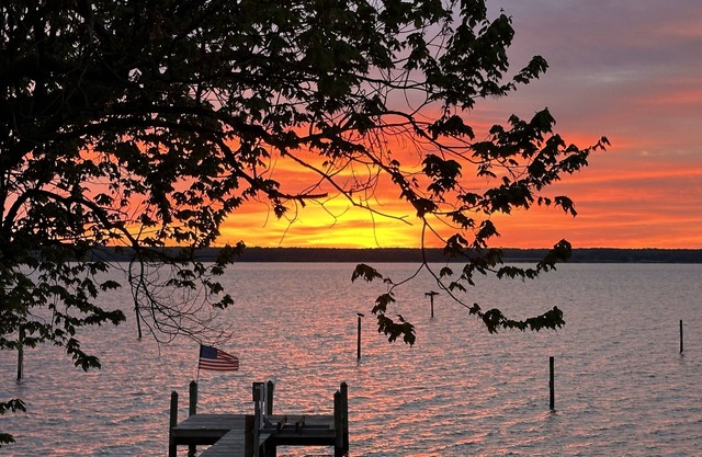 RATES REDUCED for winter season. Book your getaway at The River!