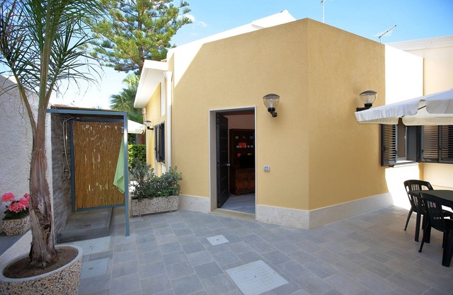 RE SOLE La Dependance - Holiday home VENERE