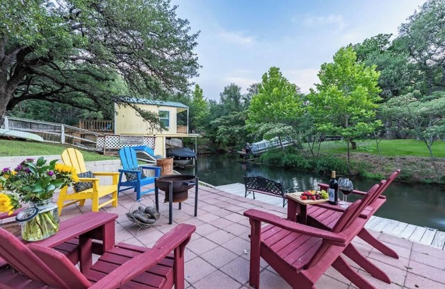 Red Bird Cabin - Studio Retreat