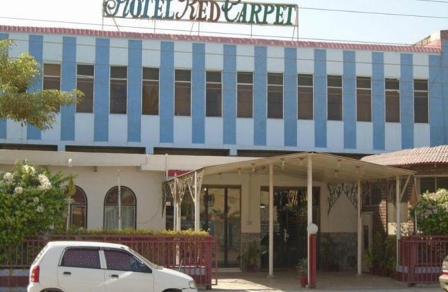 Red Carpet Hotel