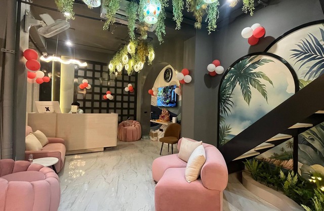 RED LEAF HOTELS
