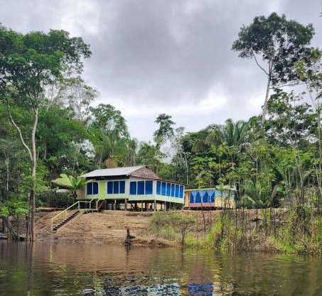 Red Uakari Jungle Lodge
