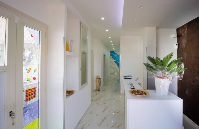 REDDIMUS Guest House