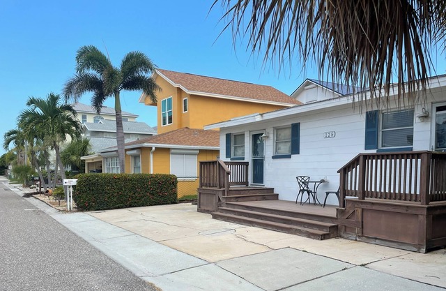 Redington Escape Unit B - Just Steps from the Beach!