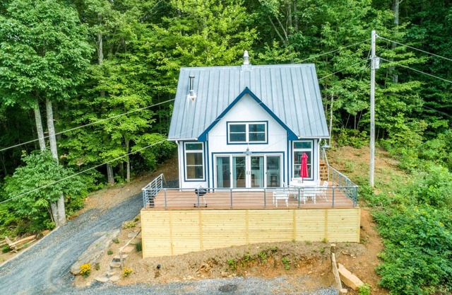 Redstone Guest House