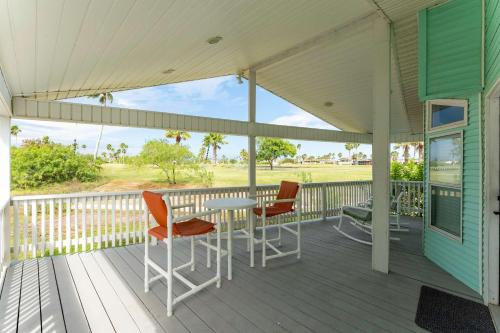 Refreshing Resort Getaway with Patio near the Bay