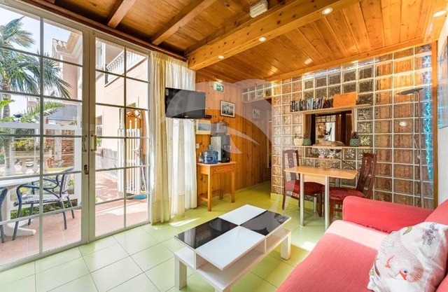 Relax in El Médano's Hidden Gem 1-Bedroom Apartment