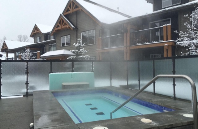 RELAX, REJUVINATE, PLAY, at our Rocky mountain getaway!