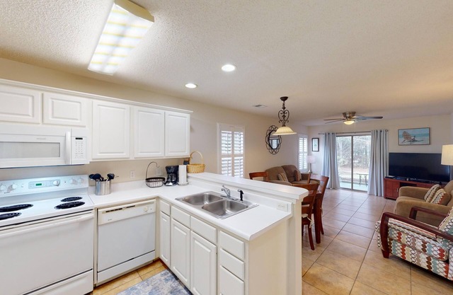 Relaxing 2 Bedroom Villa True Blue Pawleys Island