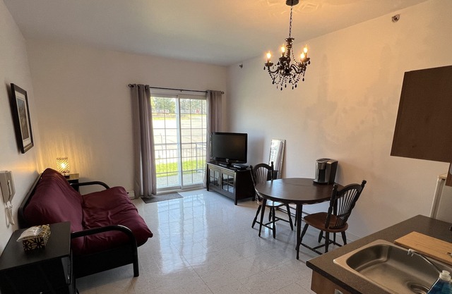 Relaxing Getaway with Spectacular Views