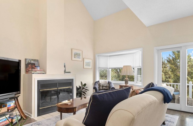 Relaxing Townhome with Resort-Style Amenities