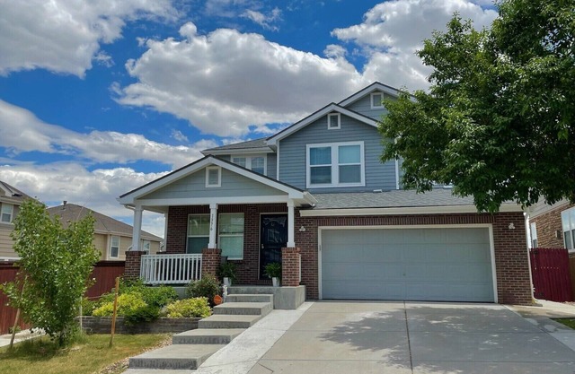 Remodeled Comfy Home w/large yard!