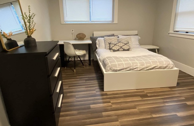 Remodeled craftsman’s home in the heart of UW