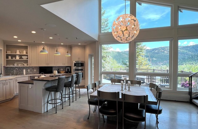 Remodeled Deer Valley Condo ~ Amazing Views ~ Minutes from Slopes & Main Street