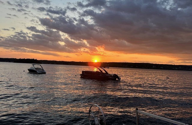 Remodeled Lake Winni Home: Private Dock, Beach, Kayaks, 2 Decks by Weirs