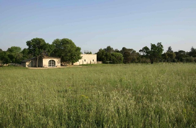 Renovated contemporary farmhouse, private swimming pool, luxurious, 8 people