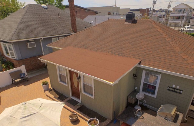 Renovated Home 2 Blocks From Beach. Whole House Getaway In Long Beach!