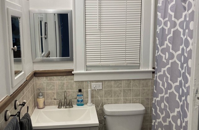Rent A Room In A Spacious Victorian