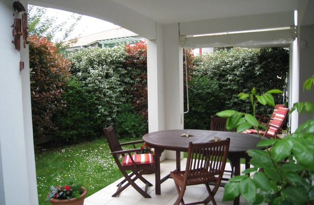 Rental Hendaye F3 with terrace and garden and Garage.