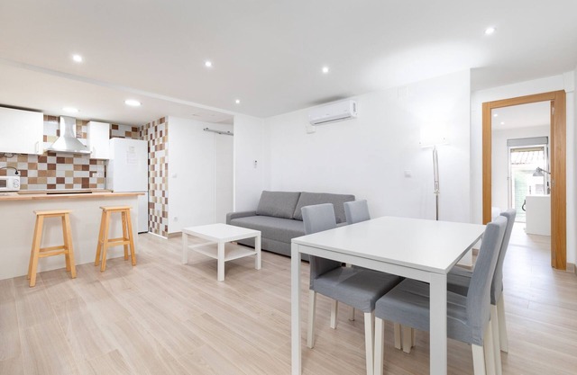 Rental unit in València · ★4.45 · 3 bedrooms · 4 beds · 1 bath