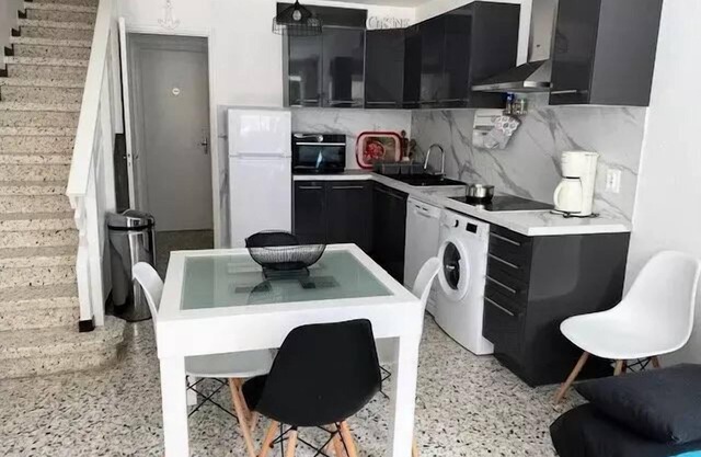 Residence 1iris16-port La Nouvelle - Houses & Villas for 6 People