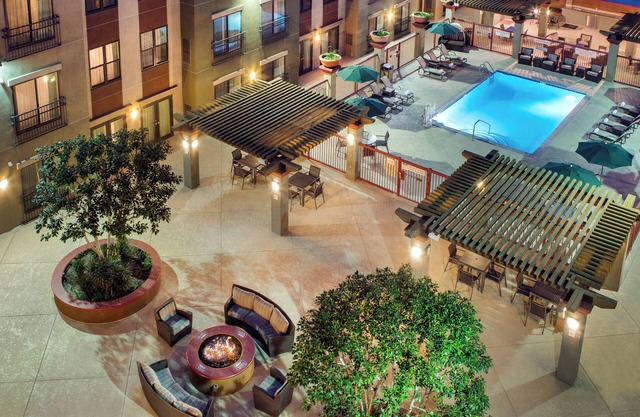 Residence Inn by Marriott Los Angeles Burbank Downtown