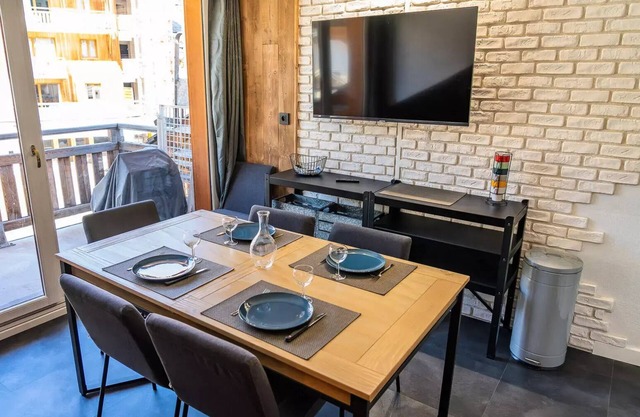 Residence Le Parc Des Airelles - 2 Rooms for 6 People