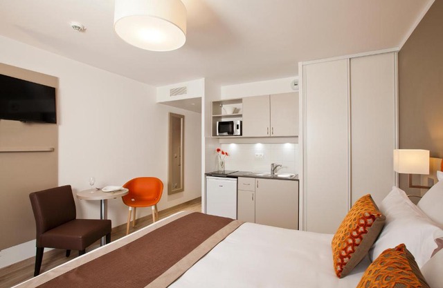 Residhome Paris Rosa Parks