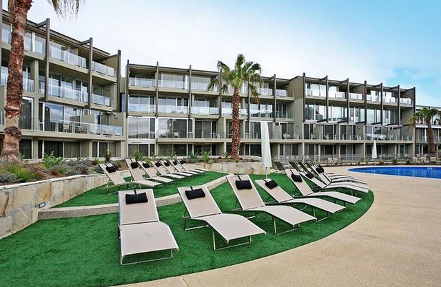 Resort 2 Bedroom 261/263