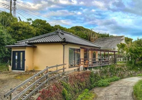 Resort Inn Tateyama Canna -リゾートイン 館山 カンナ-
