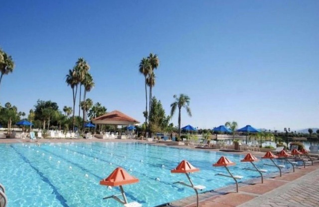 Resort Lifestyle in Val Vista Lakes | Updated Home