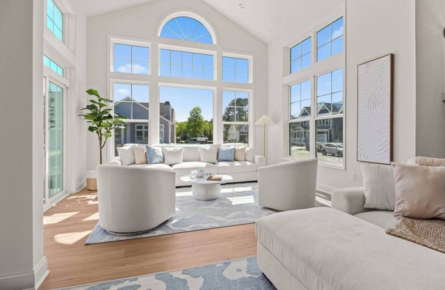 Resort Retreat * Trails * Free Bikes * Golf Club