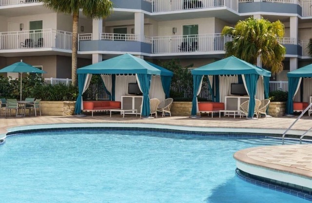 Resort-Style Suite Near Kids’ Water Fun + Iconic Parks, Perfect Location