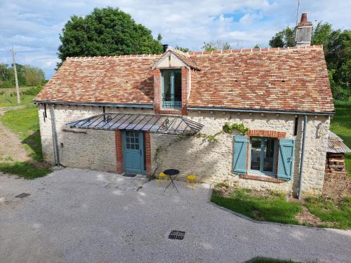 Retraite Champêtre avec Home Cinéma et Verger Libre Cueillette, près de la Loire et des Châteaux - FR-1-590-435