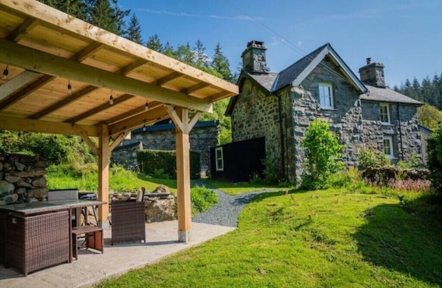 Retreat in Coed Y Brenin forest near Dolgellau