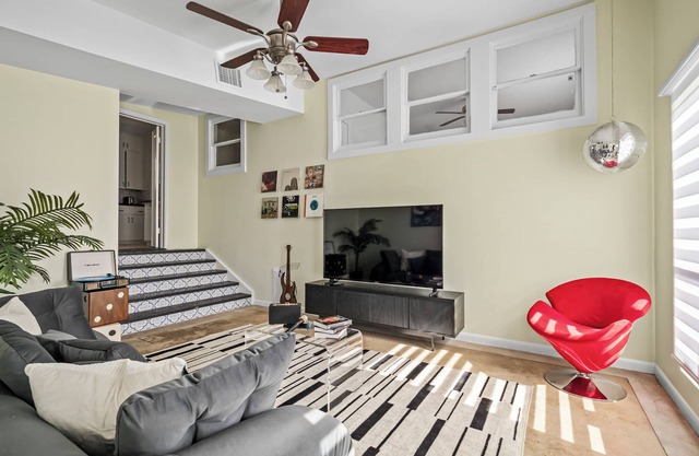 Retro Vibes & Zilker Views: Music House by ACL