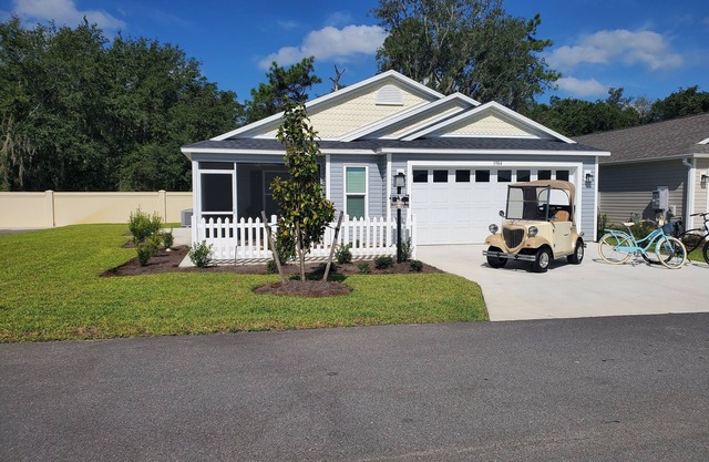 Richmond Village, Brownwood Paddock Square & Yesteryear Golf cart Bikes included