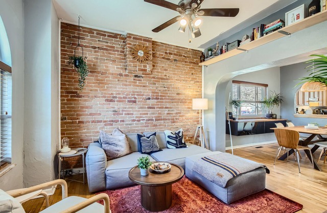 RiNo Charmer, Pet-Friendly 2bd Family Home + EV Charger