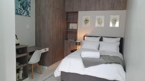 RISE at Eden Glen - Pristine Self-catering Cottages, Johannesburg