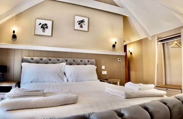 Rising Sun Inn - Rough Tor