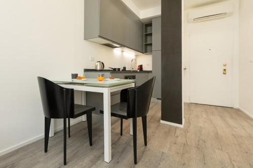 Risorgimento Chic Escape 8 Minutes from the Duomo