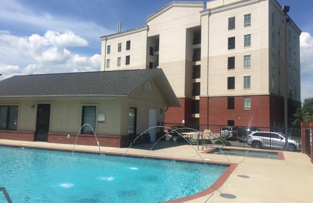 River Crossing Resort